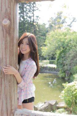 花落宫廷错流年 封面