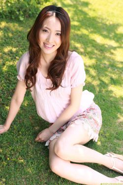 人间水蜜桃三女一男网名 封面